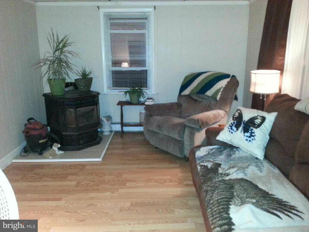 6517 Blackhead Road Baltimore, MD 21220 - Photo 7 of 14 Living Room