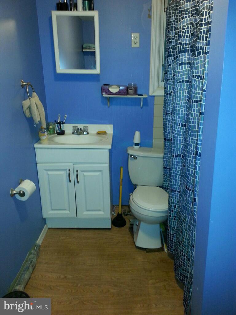 6517 Blackhead Road Baltimore, MD 21220 - Photo 10 of 14 Bath