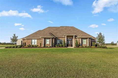 $489,000 | 24000 North Prairie Way, Iowa, LA 70647