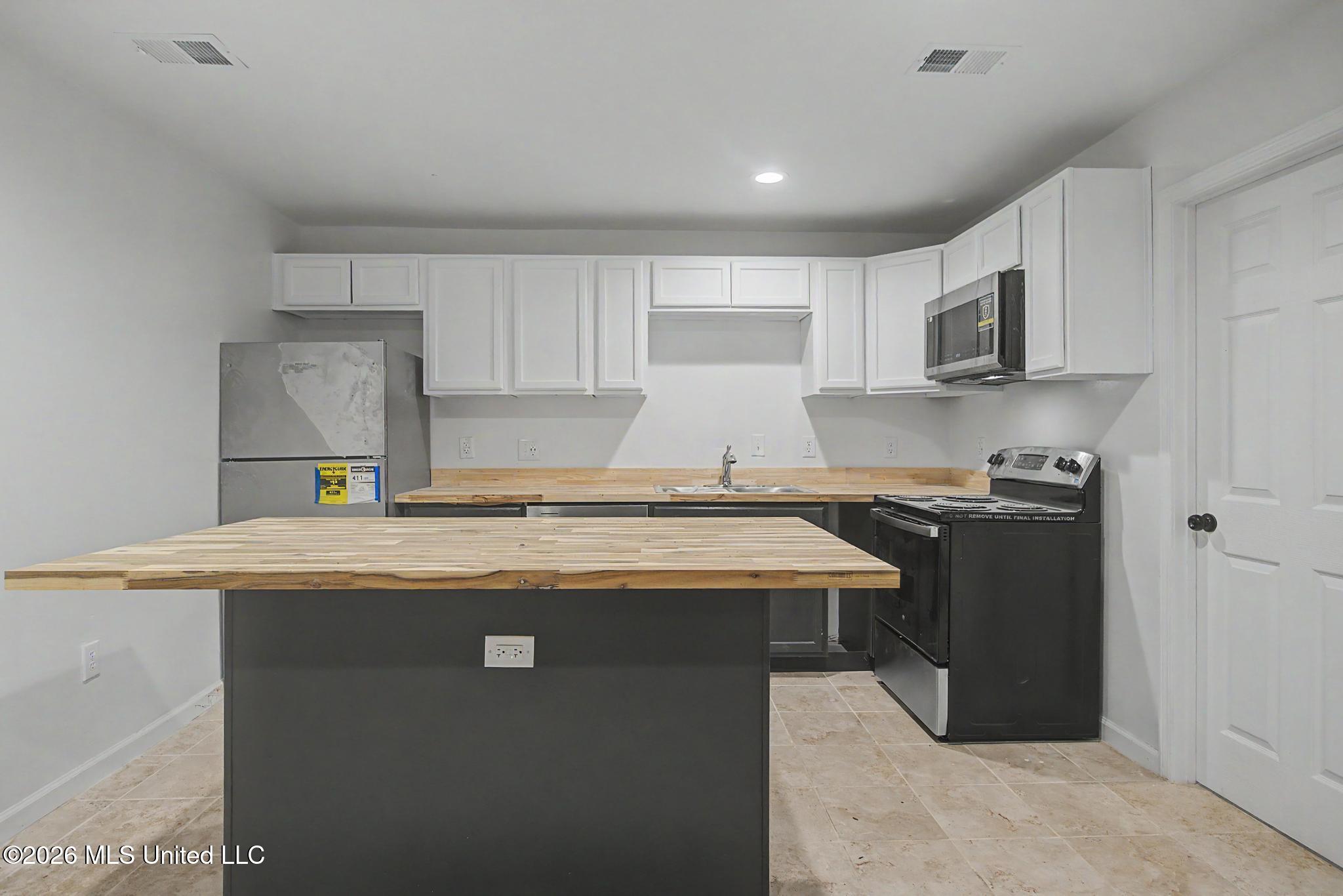 9424 Daisy Vestry Road, Unit 4 Biloxi, MS 39532 - Photo 2 of 16 Unit 4 (11)