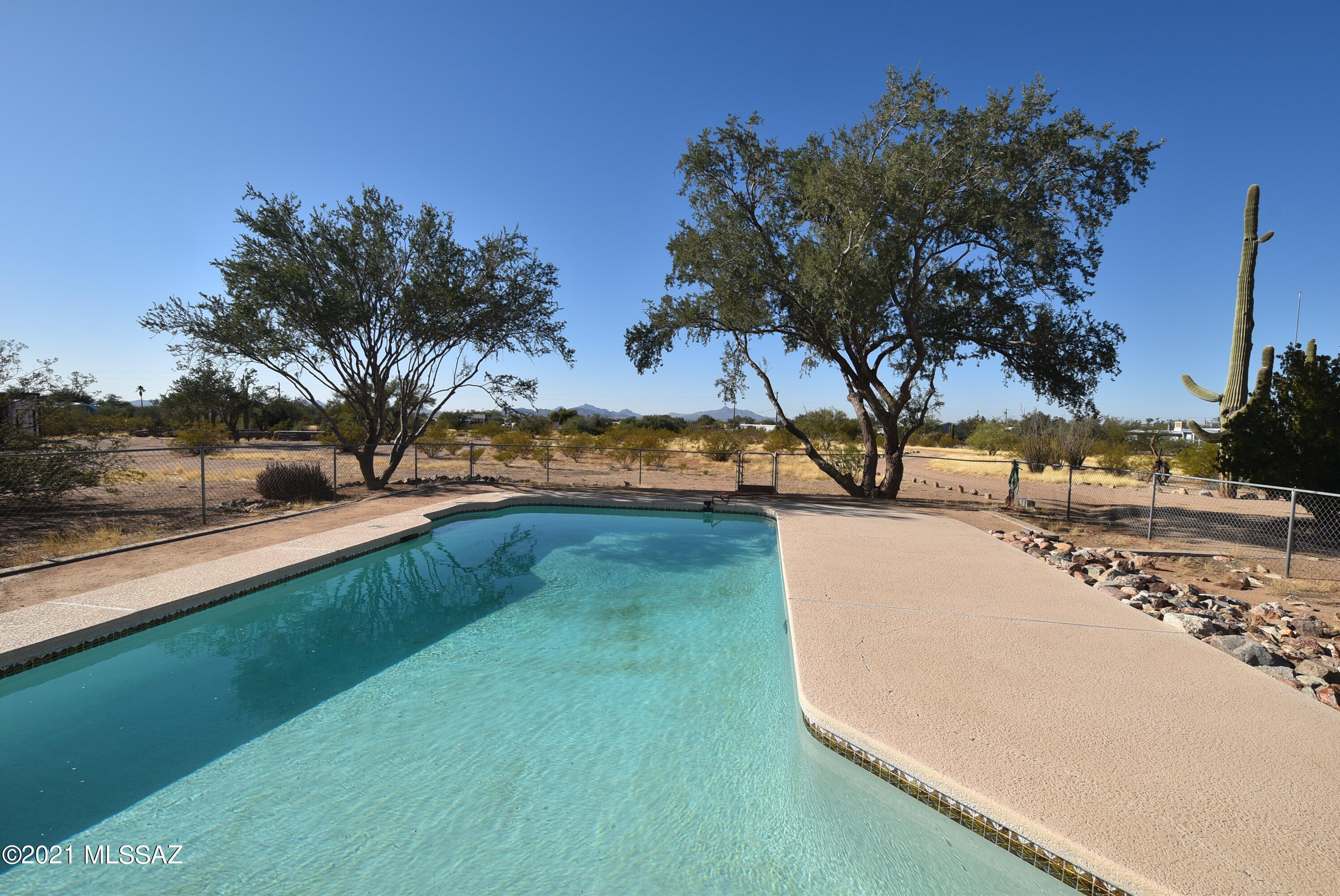 5820 North Chaparral Road Tucson, AZ 85743 - Photo 15 of 50