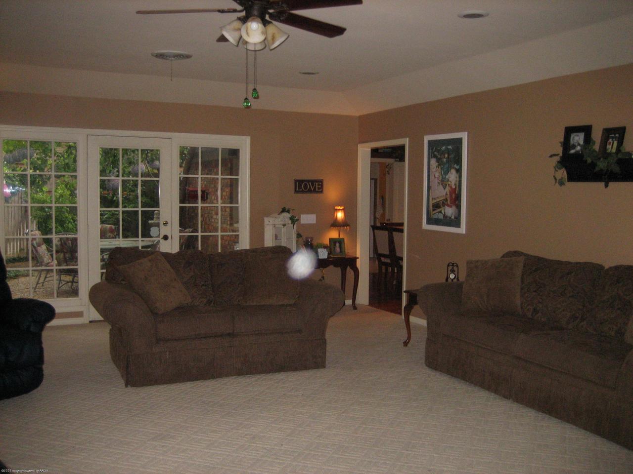 5315 Alvarado Road Amarillo, TX 79106 - Photo 8 of 22 Den