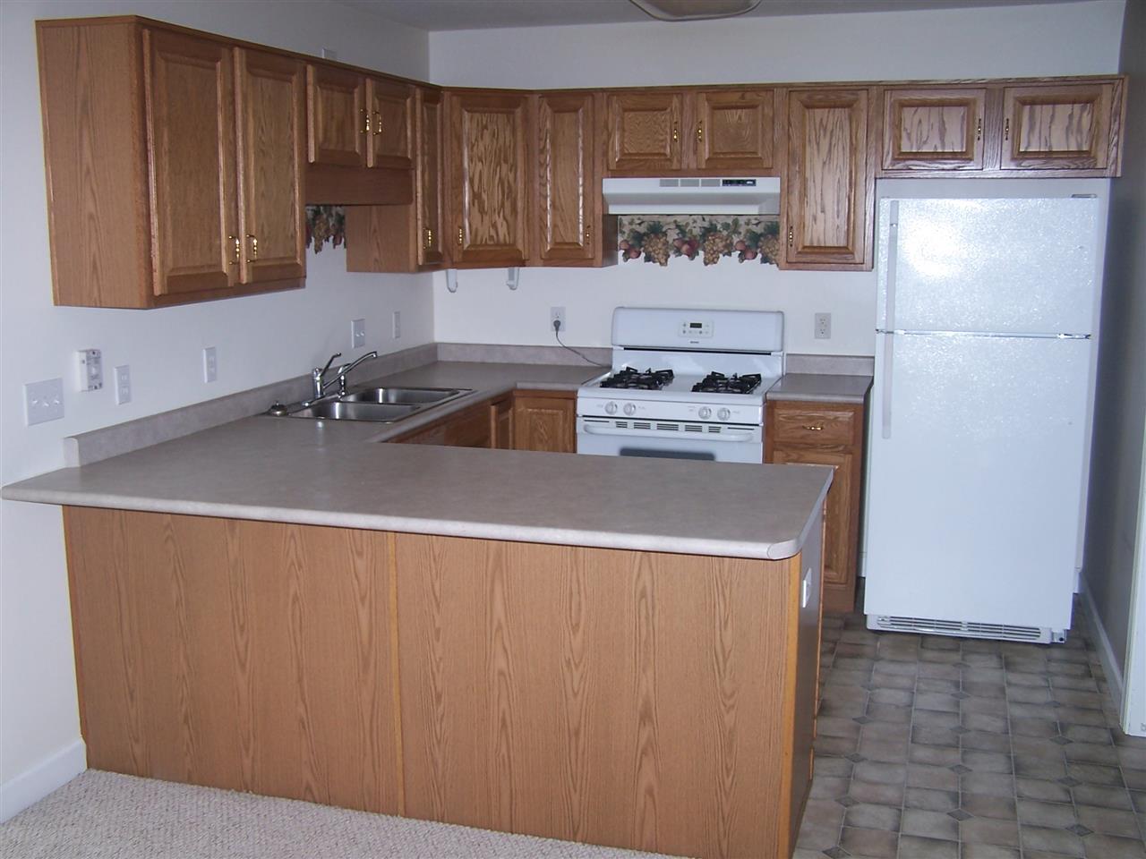 1661 Fairway Drive Decatur, IN 46733 - Photo 4 of 11