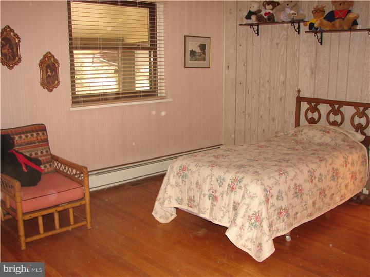 1048 Sproul Road Bryn Mawr, PA 19010 - Photo 17 of 25 Bedroom 3