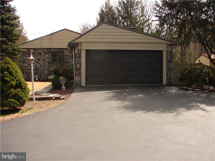 1048 Sproul Road Bryn Mawr, PA 19010 - Photo 3 of 25 Gallery Image 3