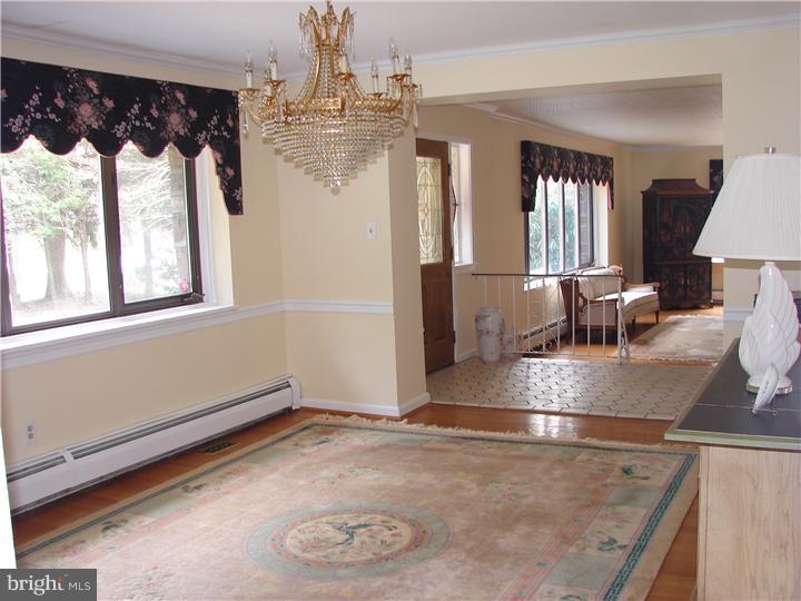 1048 Sproul Road Bryn Mawr, PA 19010 - Photo 8 of 25 Gallery Image 8