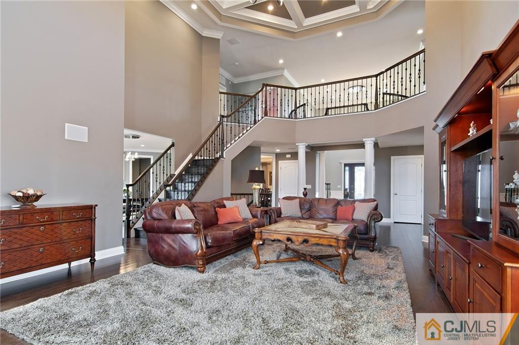 25 Preakness Drive Monroe Township, NJ 08831 - Photo 12 of 48 a living room with furniture