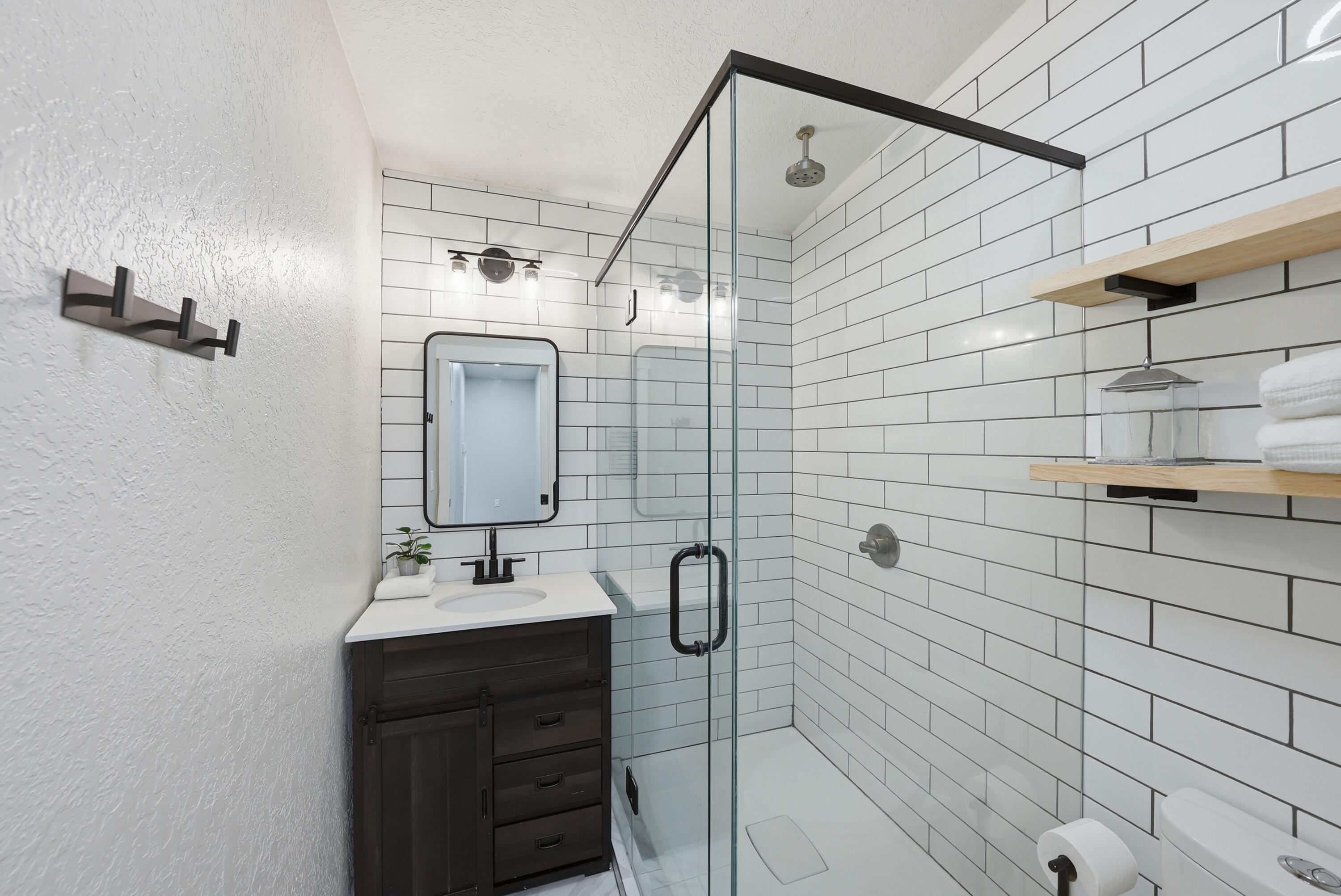 1961 Southwest Knoll Avenue Bend, OR 97702 - Photo 24 of 53 a bathroom with a sink and mirror