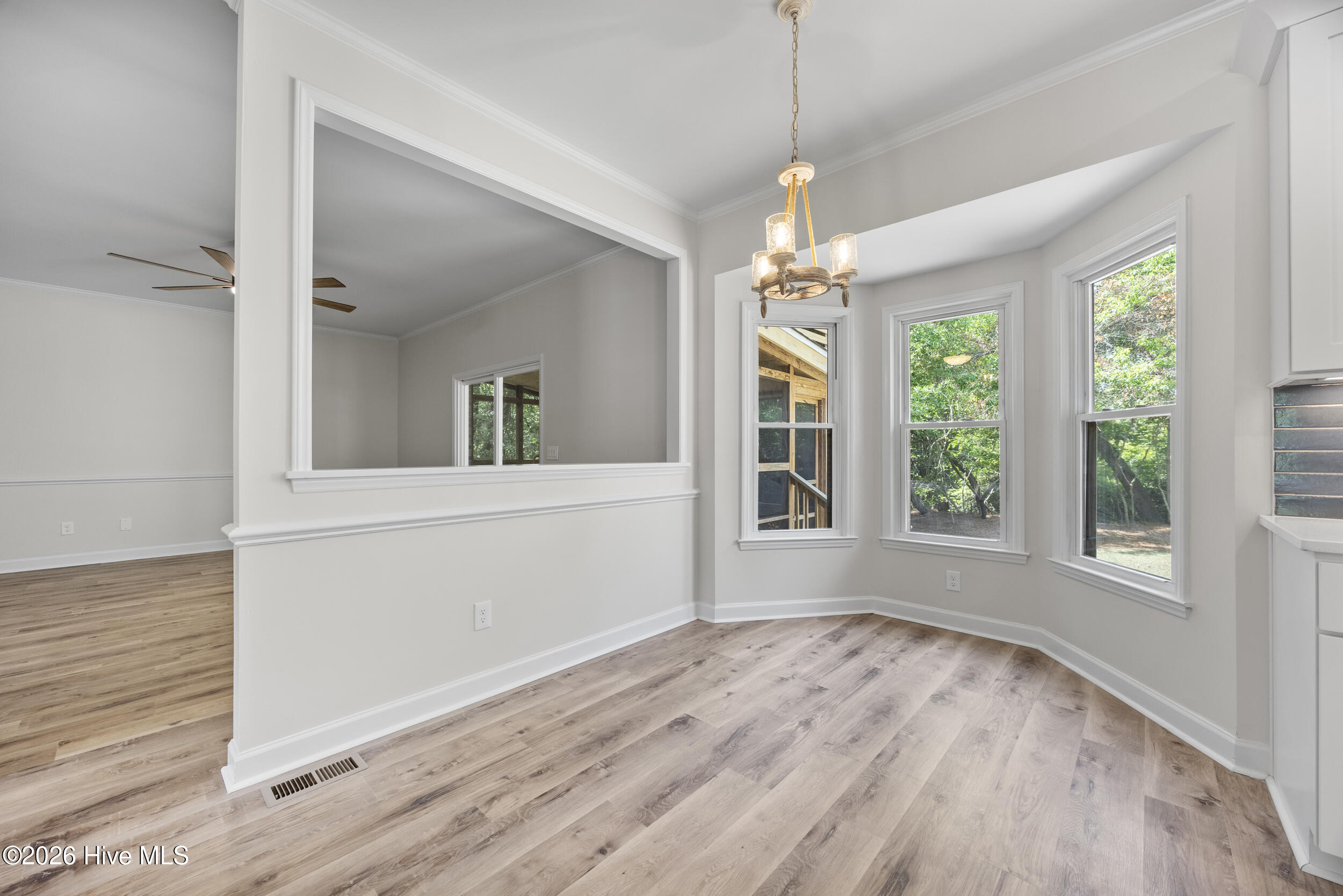 203 Gregory Road Wilmington, NC 28405 - Photo 28 of 65 25_breakfast nook