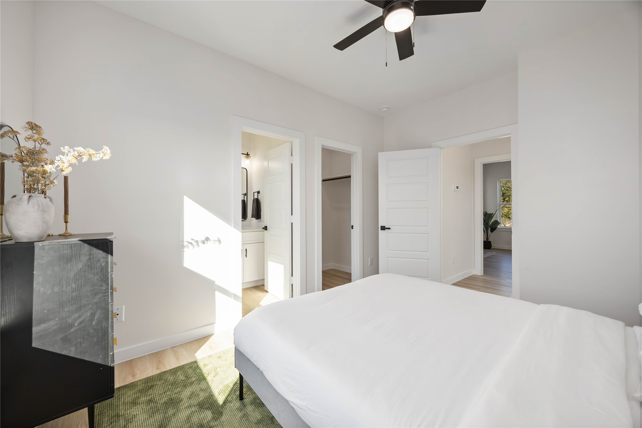 5523 Haight Street, Unit B Houston, TX 77028 - Photo 13 of 17