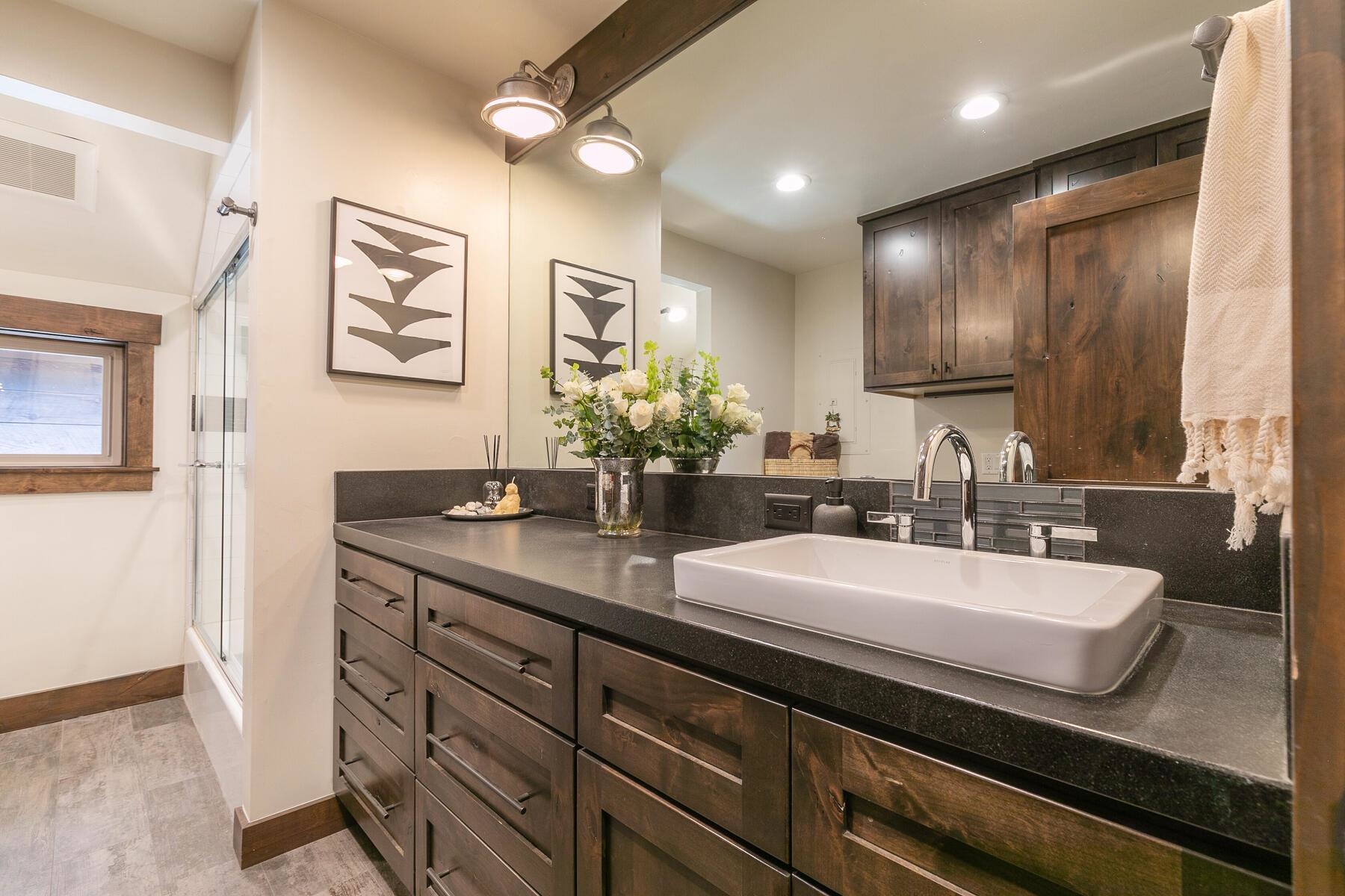 11811 Old Mill Road Truckee, CA 96161 - Photo 13 of 21 Gallery Image 13