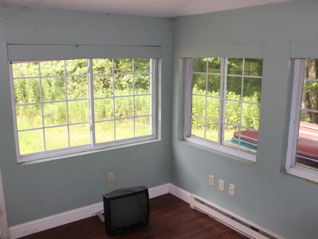 765 Middle Road Dummerston, VT 05301 - Photo 15 of 36 Gallery Image 15