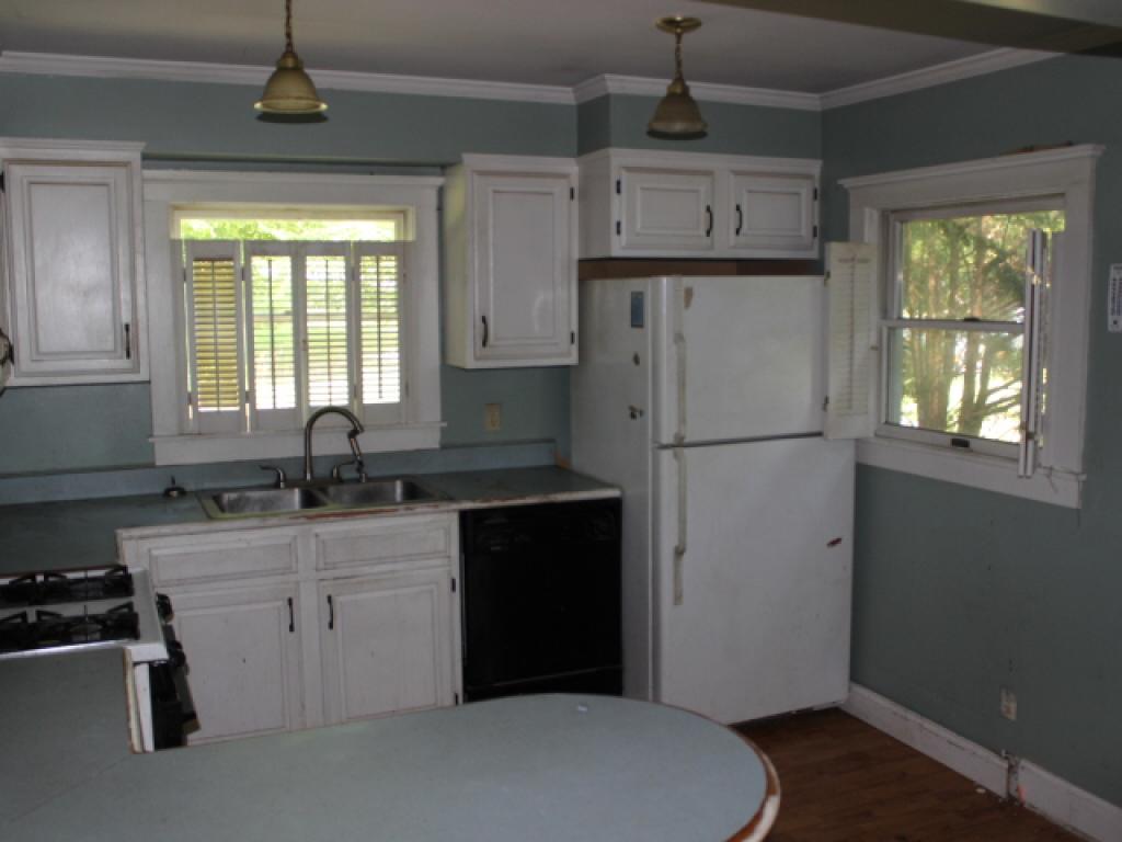 765 Middle Road Dummerston, VT 05301 - Photo 3 of 36 Gallery Image 3