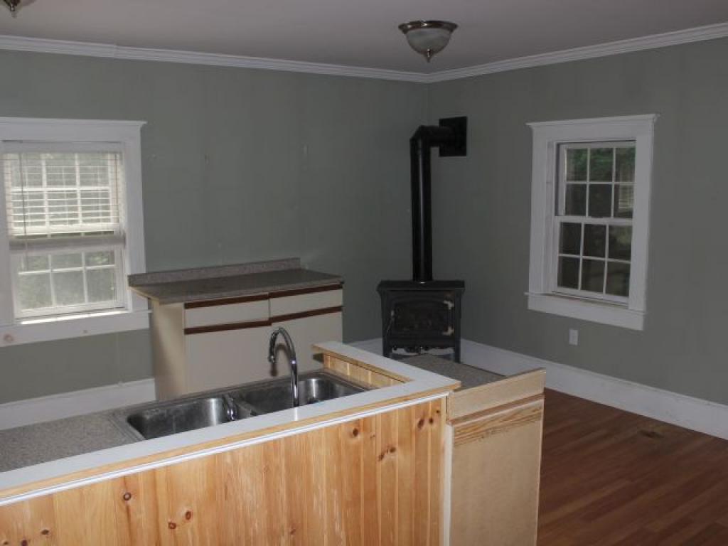 765 Middle Road Dummerston, VT 05301 - Photo 4 of 36 Gallery Image 4