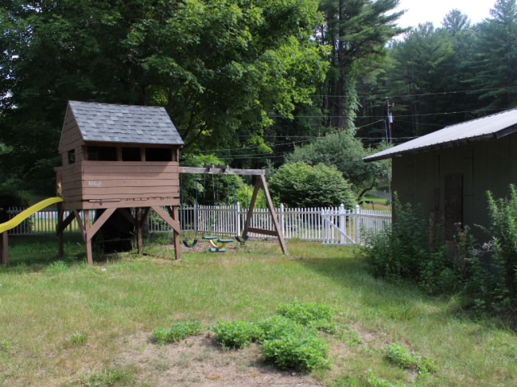 765 Middle Road Dummerston, VT 05301 - Photo 35 of 36 Gallery Image 35