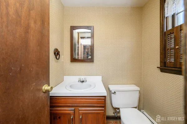 $750,000 | 105 Morning Glory Road, Warren, NJ 07059