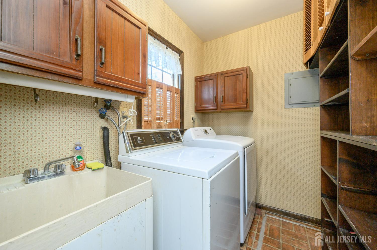 105 Morning Glory Road Warren, NJ 07059 - Photo 17 of 45