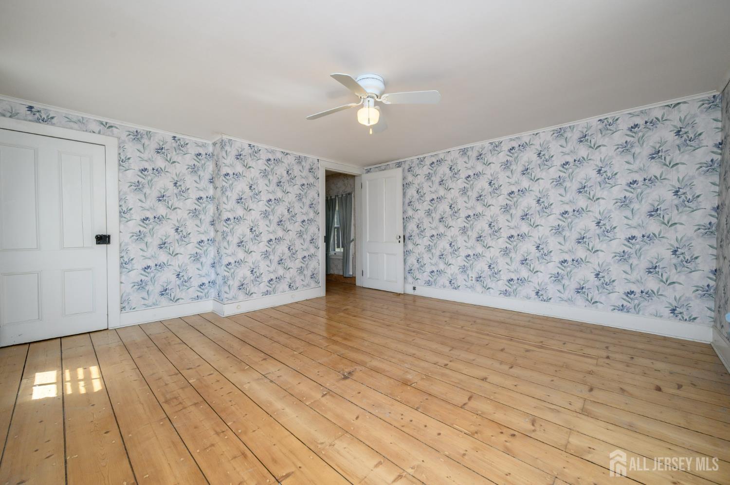 105 Morning Glory Road Warren, NJ 07059 - Photo 19 of 45