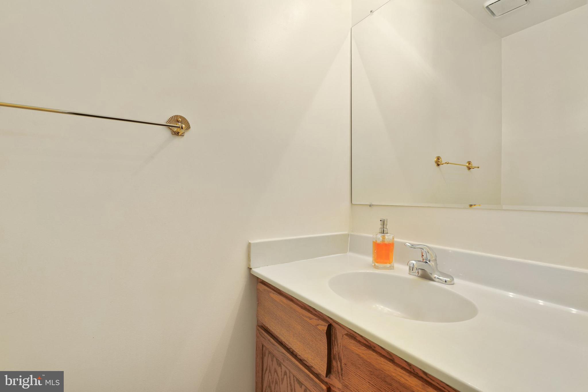 4624 4th Road North Arlington, VA 22203 - Photo 9 of 31 Gallery Image 9