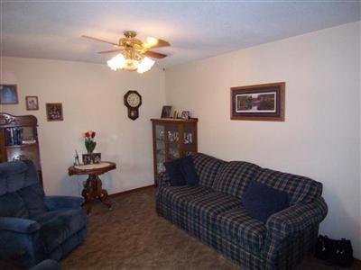 1406 Springdale Drive Clinton, IA 52732 - Photo 3 of 20 Gallery Image 3