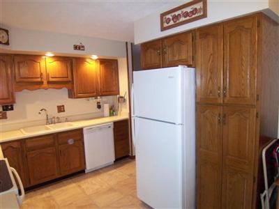 1406 Springdale Drive Clinton, IA 52732 - Photo 6 of 20 Gallery Image 6