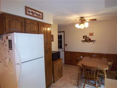 1406 Springdale Drive Clinton, IA 52732 - Photo 7 of 20 Gallery Image 7