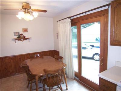1406 Springdale Drive Clinton, IA 52732 - Photo 8 of 20 Gallery Image 8