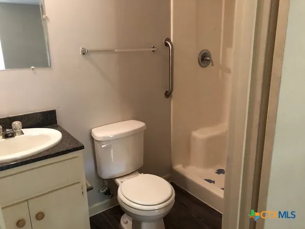 $1,150 | 310 Brackenridge Lane, Unit 1, Seguin, TX 78155
