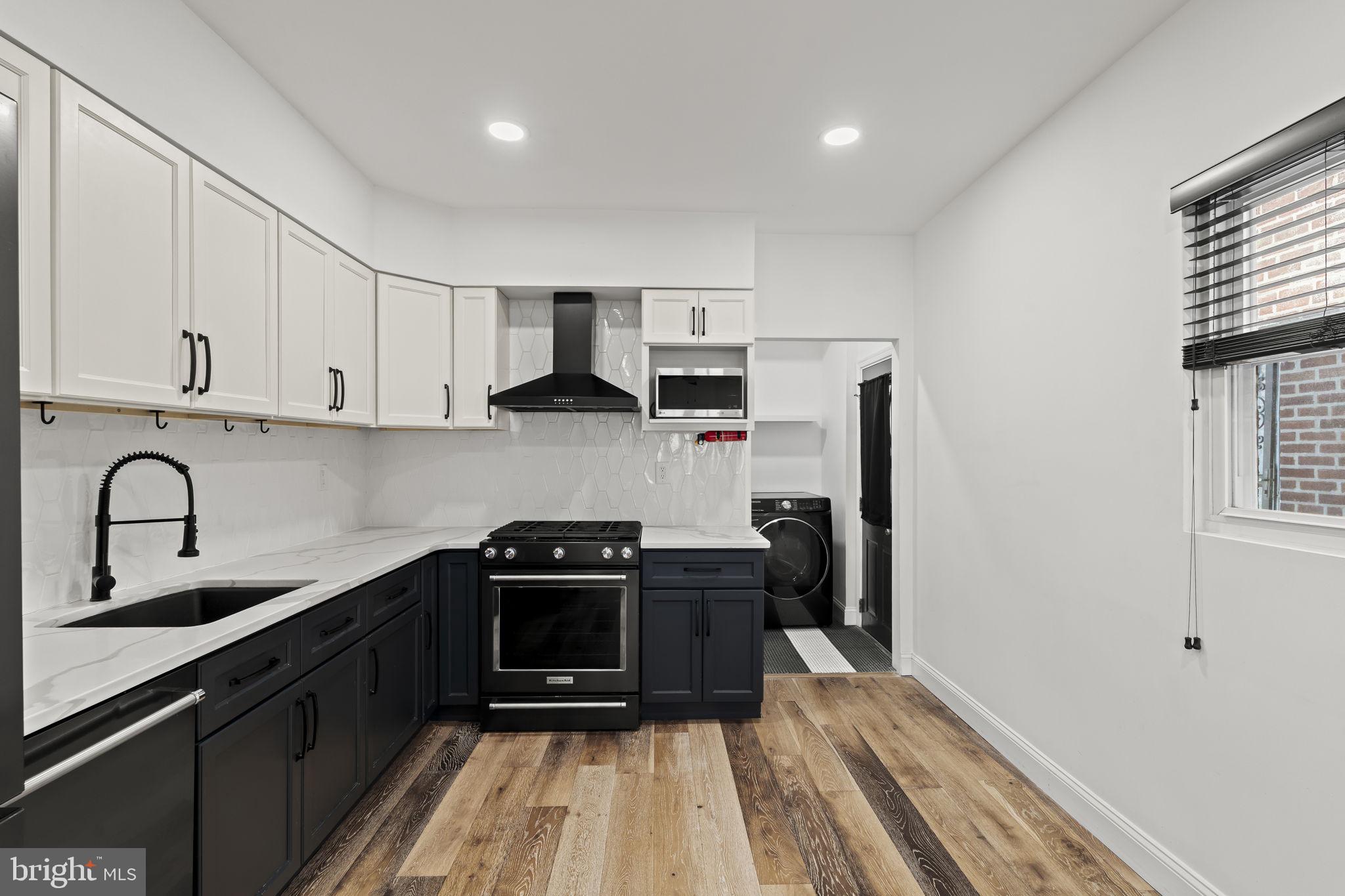 2118 North Wanamaker Street Philadelphia, PA 19131 - Photo 12 of 33 Eat-in kitchen