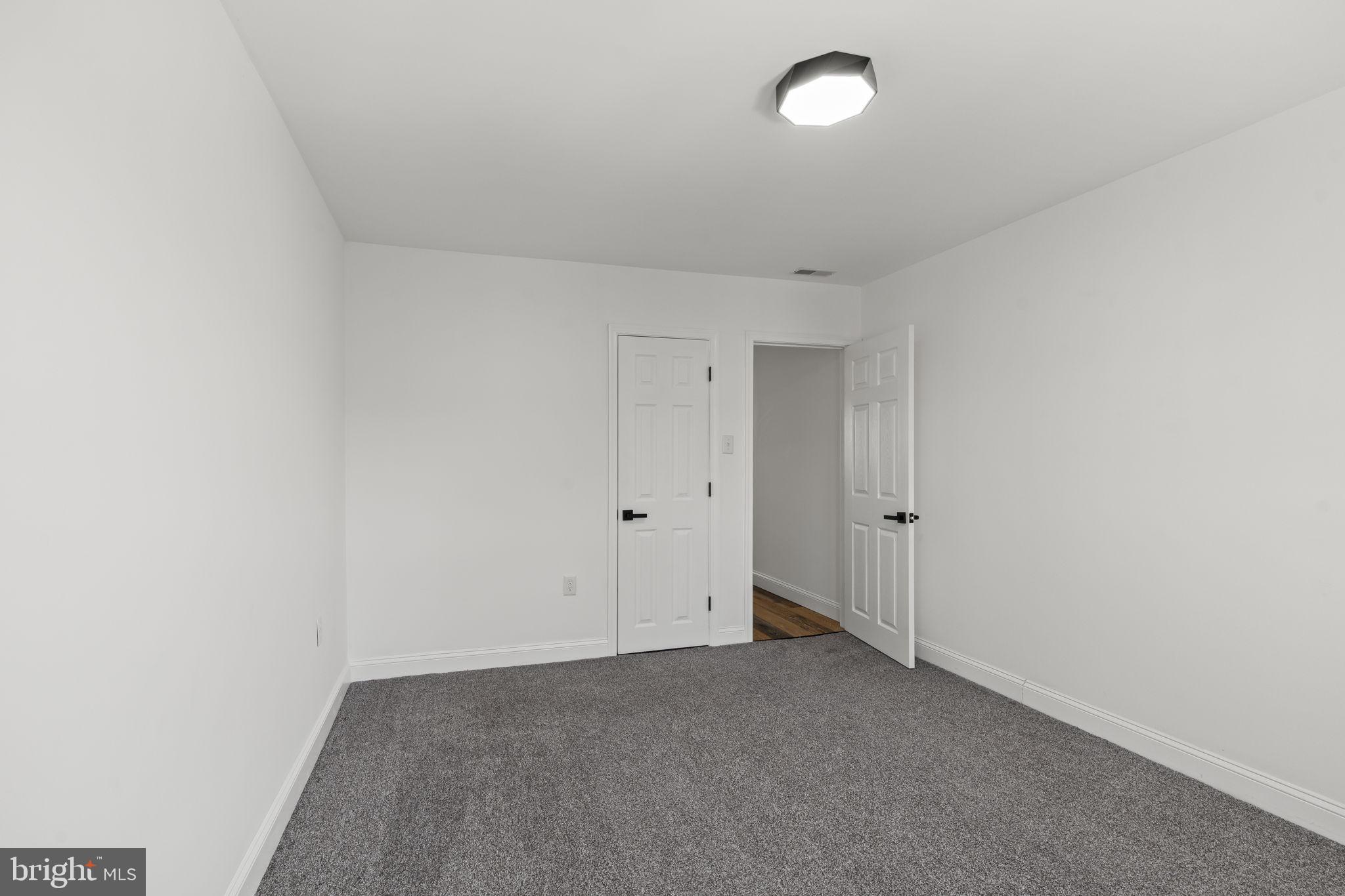 2118 North Wanamaker Street Philadelphia, PA 19131 - Photo 26 of 33