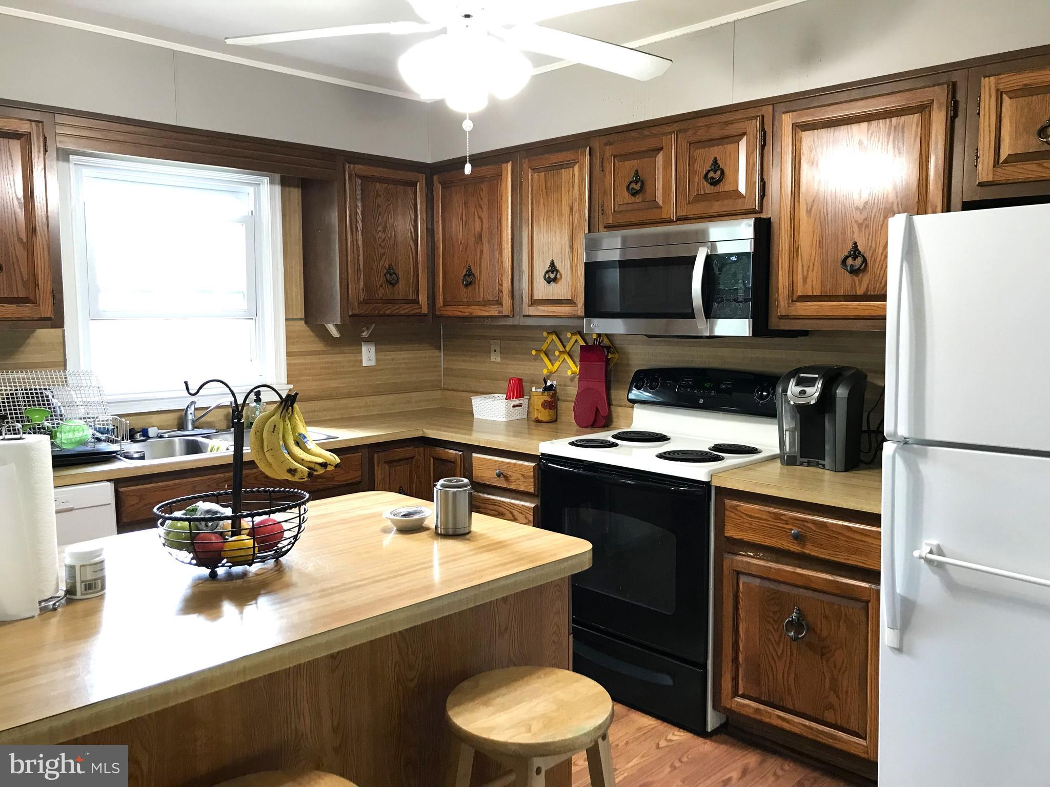 211 New Castle Drive Reading, PA 19607 - Photo 15 of 63 Gallery Image 15