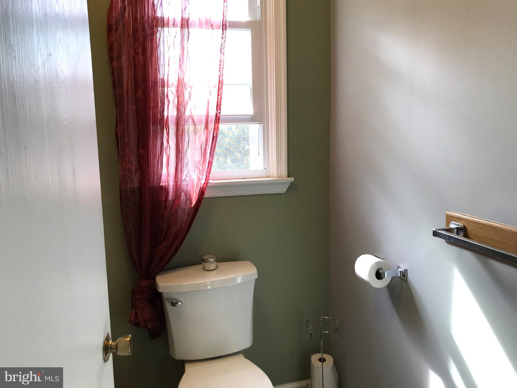 211 New Castle Drive Reading, PA 19607 - Photo 28 of 63 Gallery Image 28