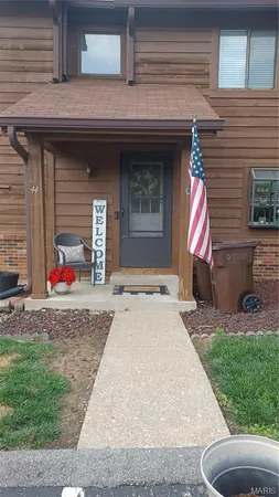 $209,900 | 44 Cedar Grove Court, Unit B, St. Charles, MO 63304