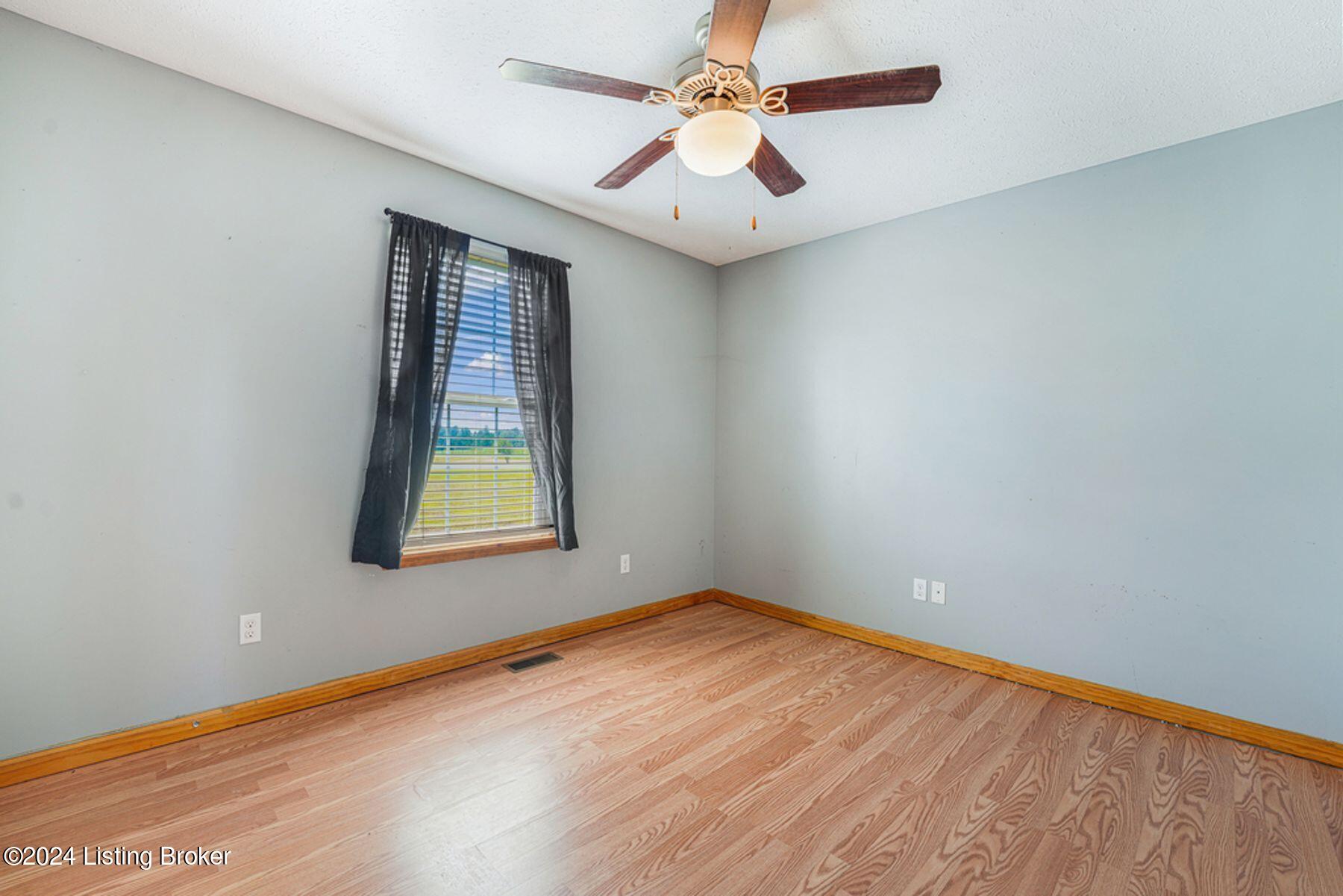 347 Fuller Road Elizabethtown, KY 42701 - Photo 15 of 34 photo_online_014