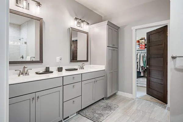 $625,000 | 614 Forest View Drive, Holmen, WI 54636