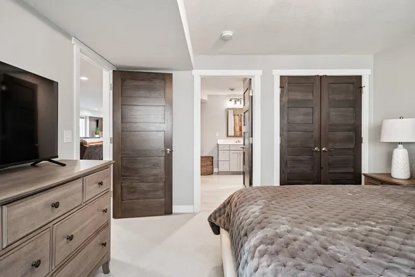 $625,000 | 614 Forest View Drive, Holmen, WI 54636