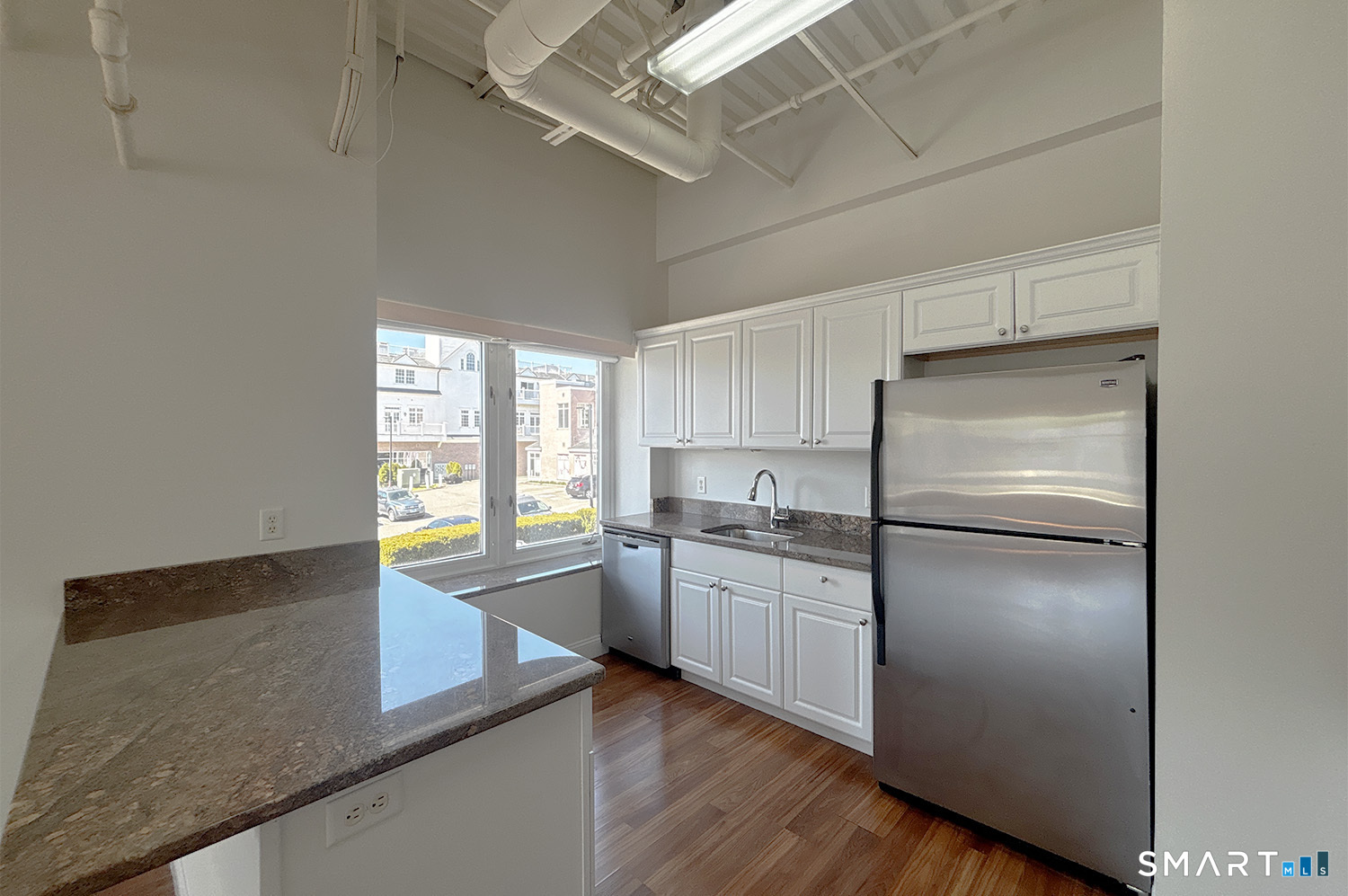 1139 Post Road, Unit 2A Fairfield, CT 06824 - Photo 4 of 17