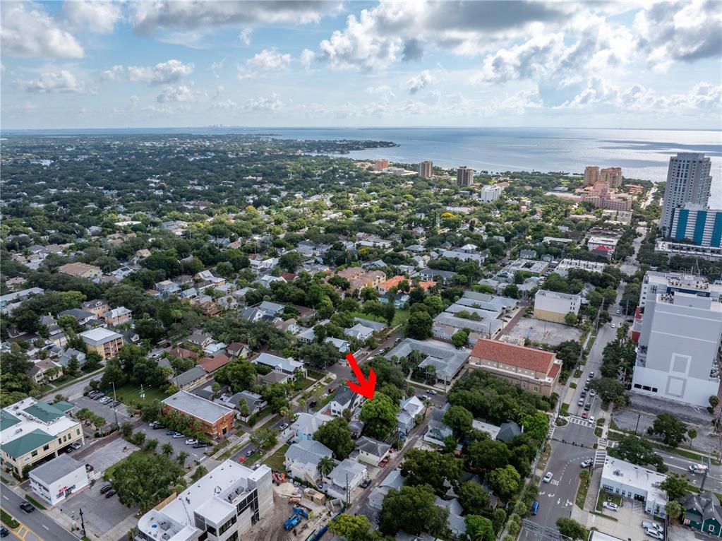 548 3rd Street North St. Petersburg, FL 33701 - Photo 15 of 28 an aerial view of a city with lots of residential buildings