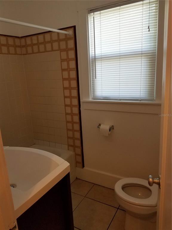 548 3rd Street North St. Petersburg, FL 33701 - Photo 25 of 28 a bathroom with a sink and a toilet