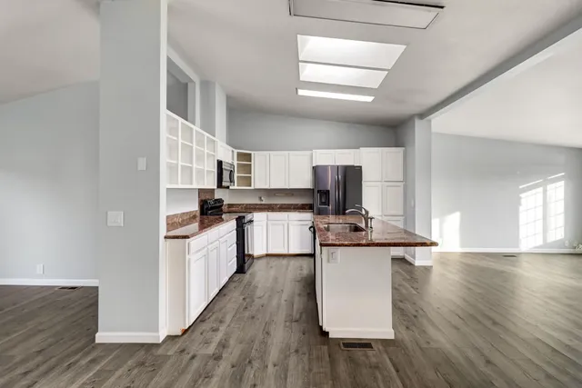 $445,000 | 3814 Lakeview Drive, Ione, CA 95640