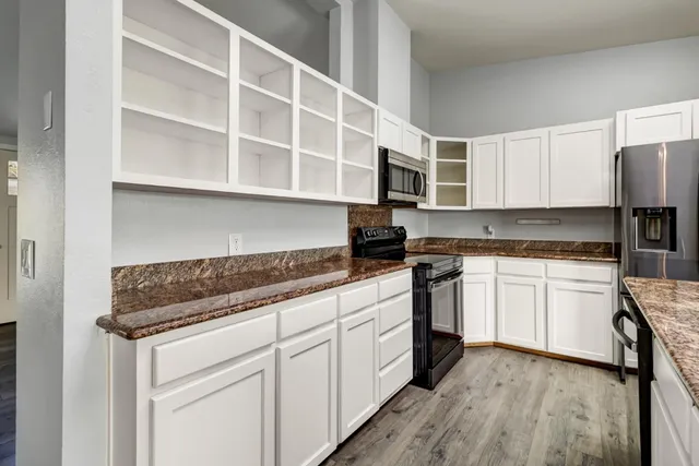 $445,000 | 3814 Lakeview Drive, Ione, CA 95640