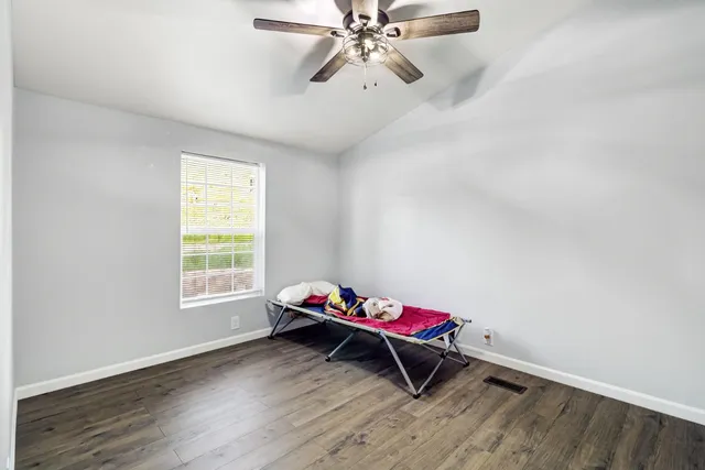 $445,000 | 3814 Lakeview Drive, Ione, CA 95640