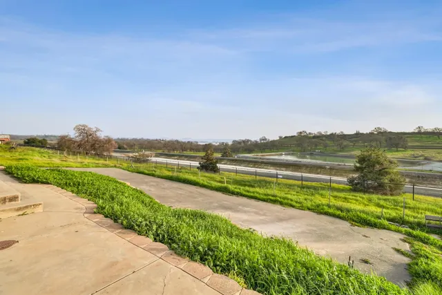 $445,000 | 3814 Lakeview Drive, Ione, CA 95640