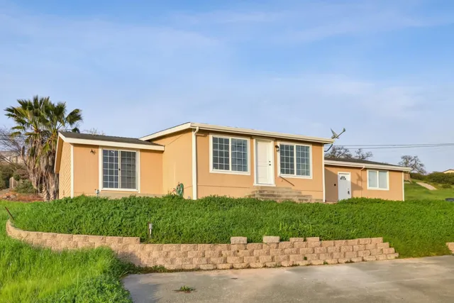 $445,000 | 3814 Lakeview Drive, Ione, CA 95640