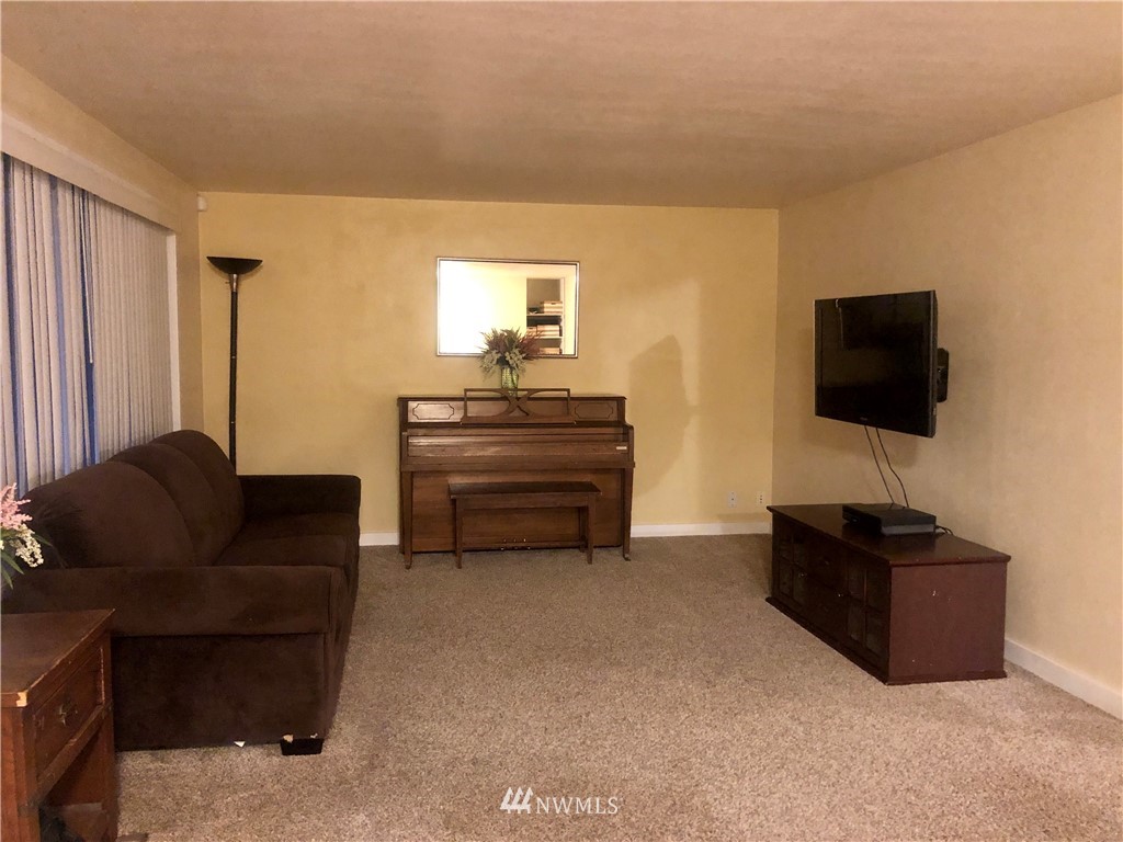 538 North Clark Road Moses Lake, WA 98837 - Photo 2 of 25 Gallery Image 2