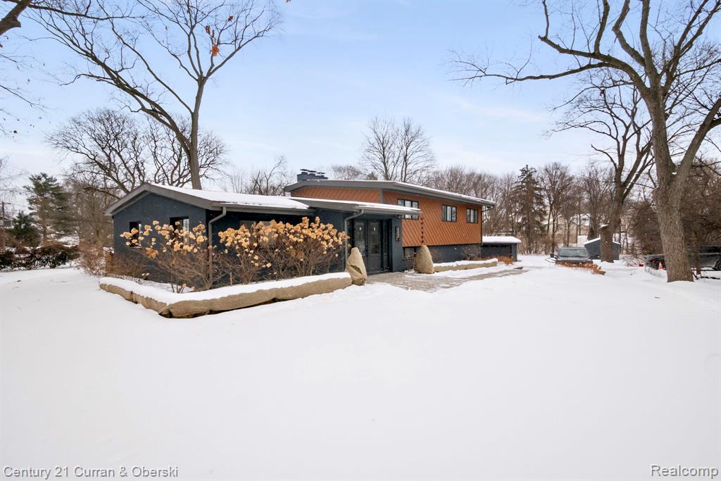 234 Sheldon Road Plymouth, MI 48170 - Photo 5 of 86 Gallery Image 5