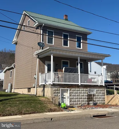 $140,000 | 917 East Wiconisco Avenue, Tower City, PA 17980