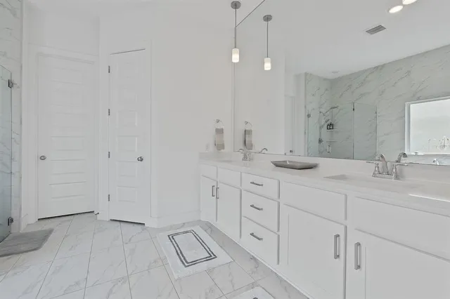 $3,300 | 16913 Adoro Drive, Manor, TX 78653