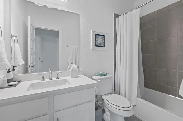 $3,300 | 16913 Adoro Drive, Manor, TX 78653