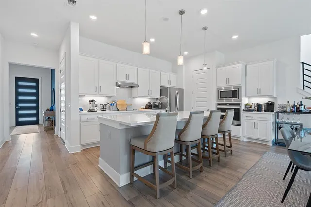 $3,300 | 16913 Adoro Drive, Manor, TX 78653